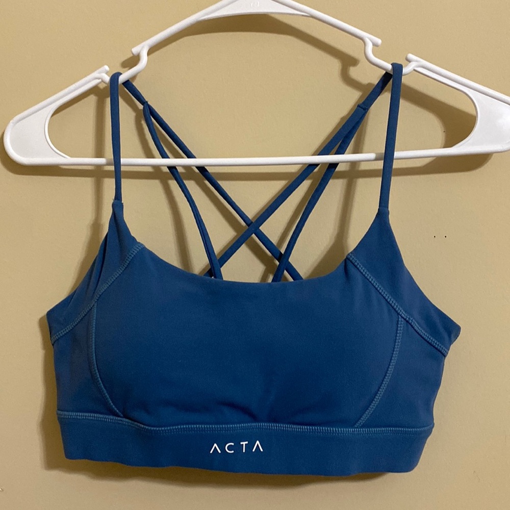 Sports bra